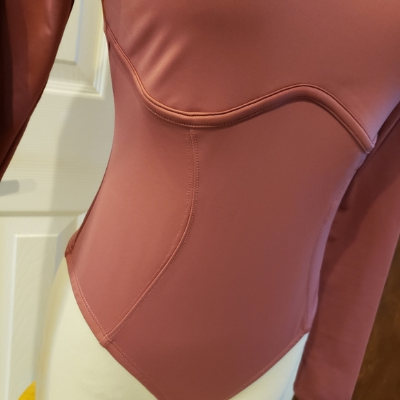 Fabletics Talia bodysuit size Small - Picture 2 of 9